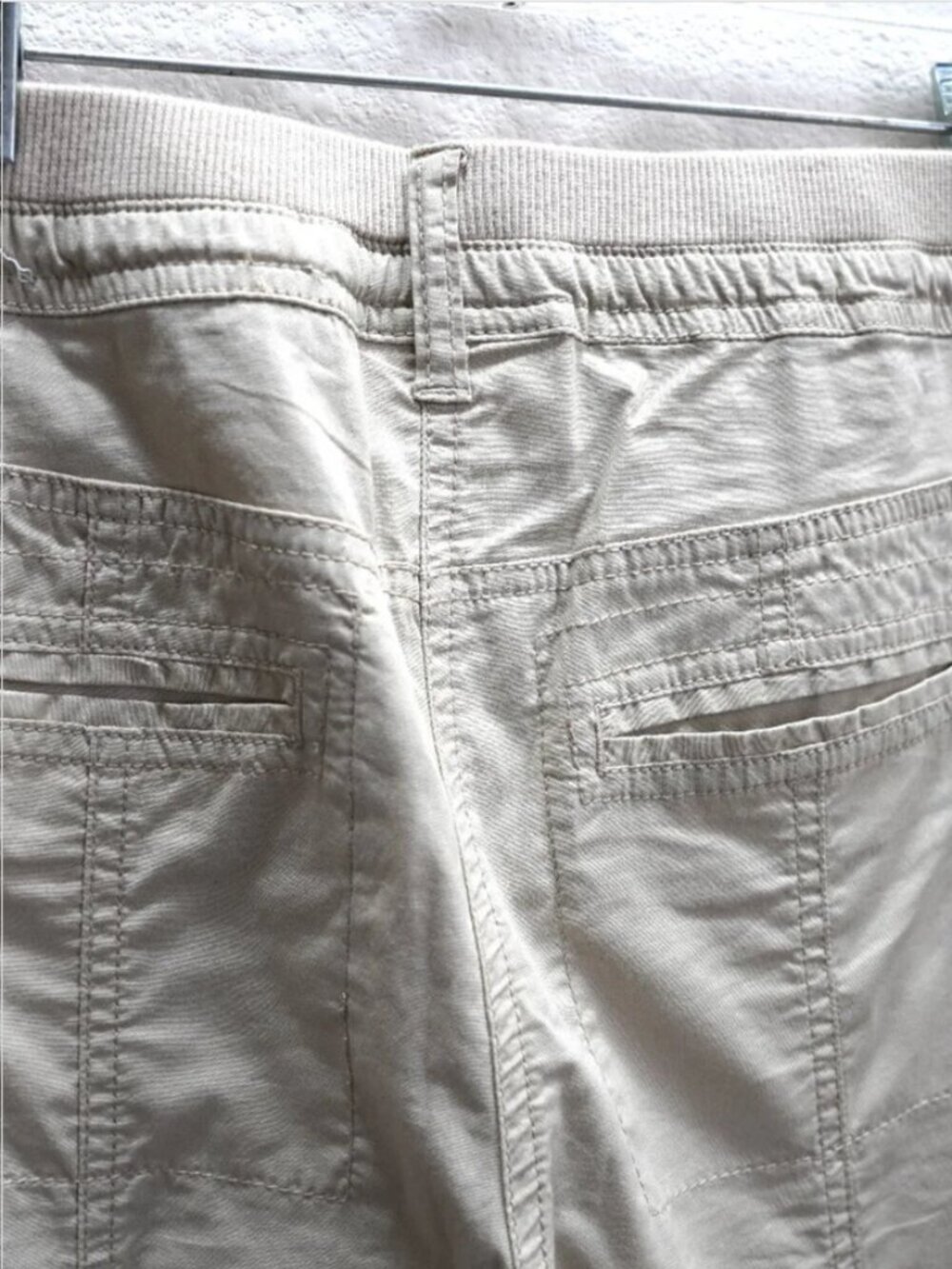 Chico's Tan Crop Utility Pants size 0.5 - Picture 7 of 8